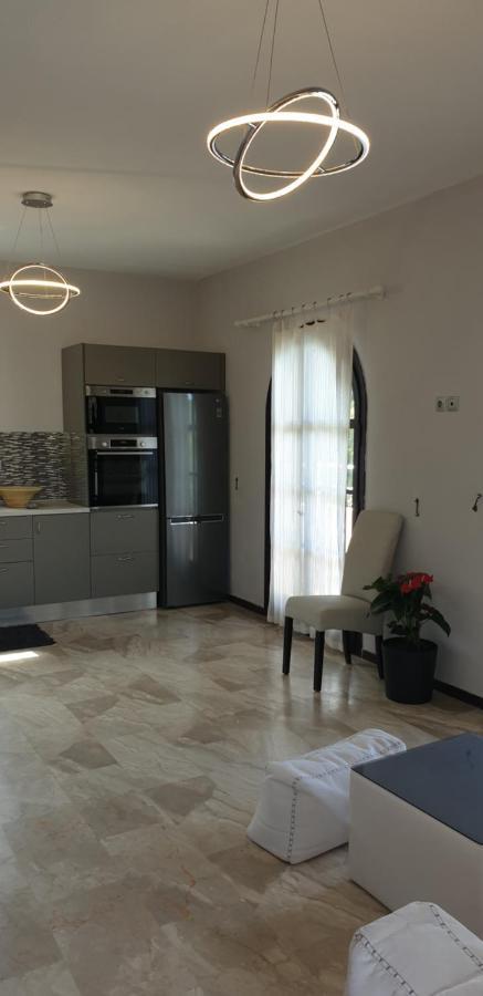 Angela Apartments Pool Gardens And Sea Views Agios Stefanos Avliotes  Екстер'єр фото