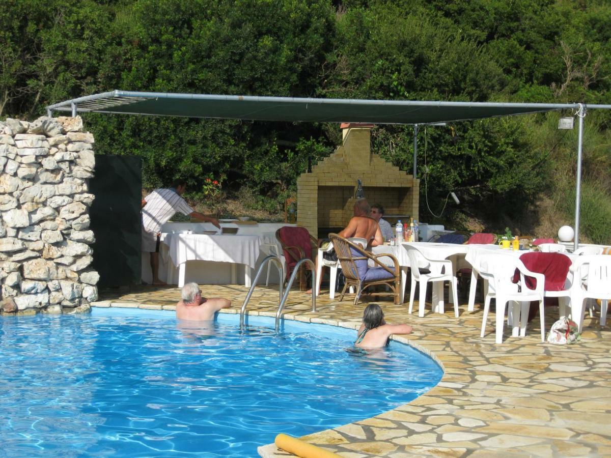 Angela Apartments Pool Gardens And Sea Views Agios Stefanos Avliotes  Екстер'єр фото